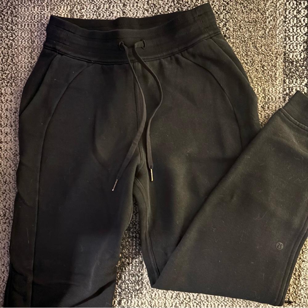 Black Scuba Lululemon Sweatpants joggers